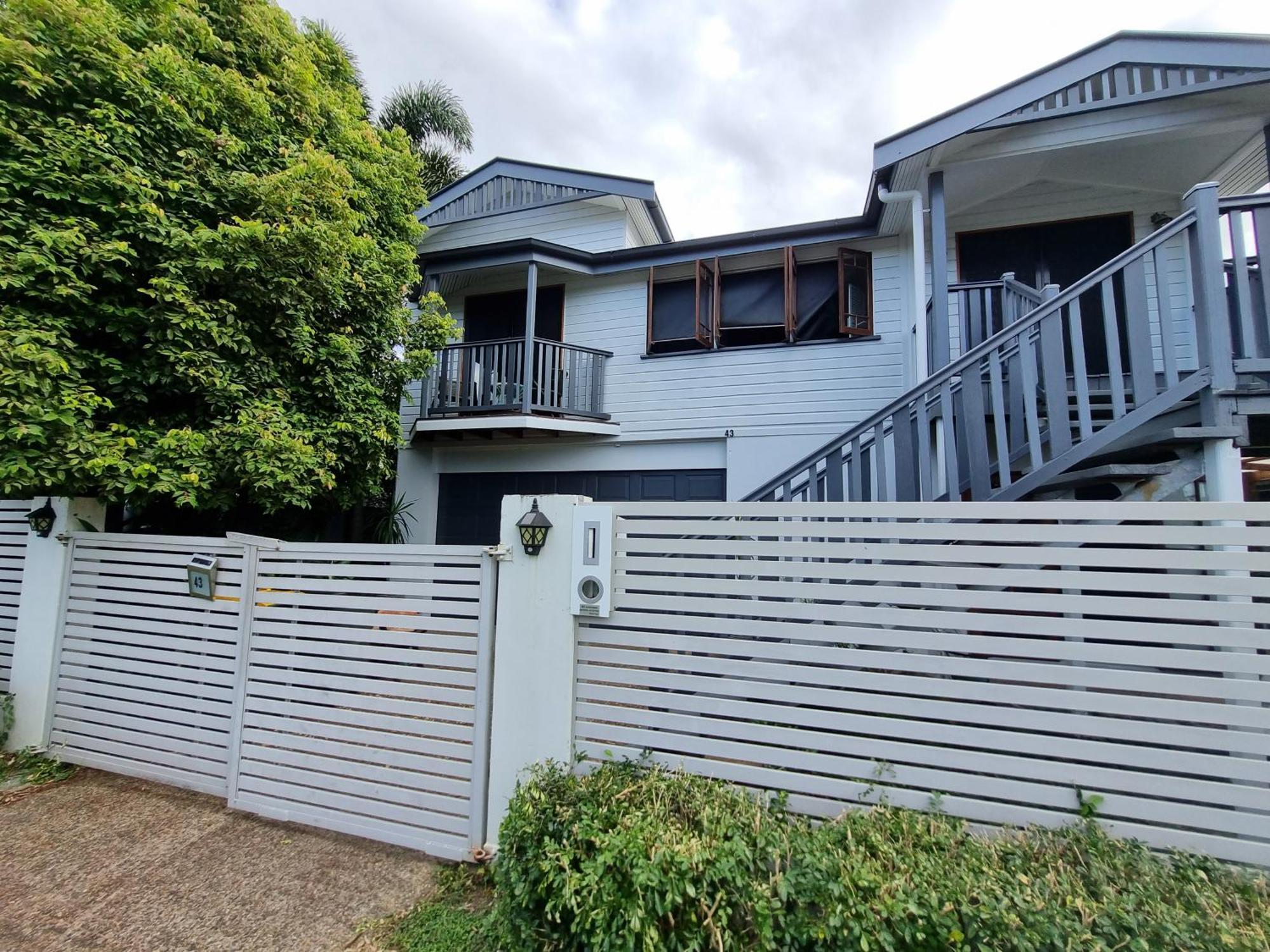 Homestay At Julie'S Cairns Exterior photo